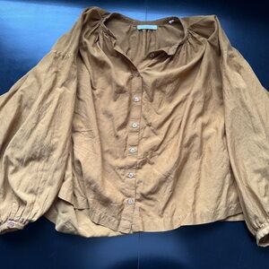 Doen Gold Button-Up Blouse M